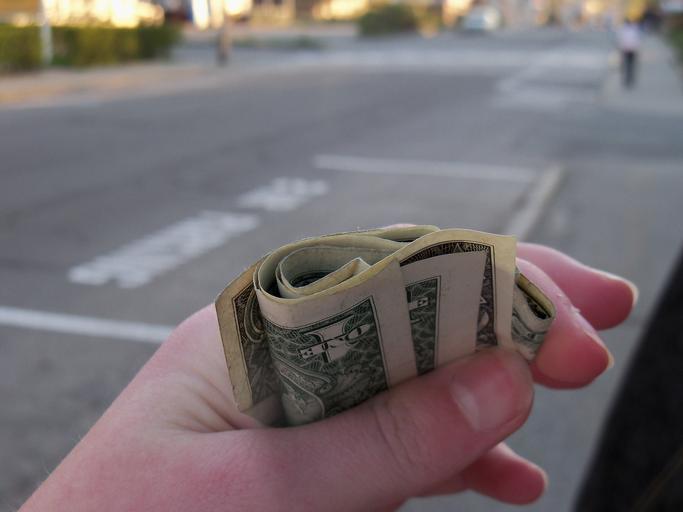 dolary v ruce